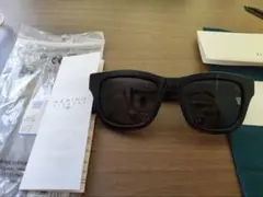 た*み様 極美品GUCCI サングラス ウェリントン型のサムネイル