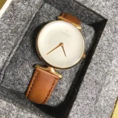 Nordgreen 腕時計 替えベルト付き シンプル オシャレのサムネイル