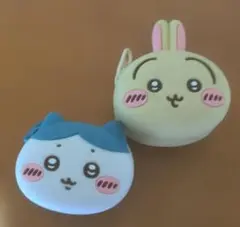 【新品】ちいかわ　おかおミニシリコンポーチ　うさぎ　はちわれ
