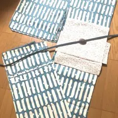 化繊　洗える小紋　ブルー×オフホワイトの抽象模様￼の爽やかポップカジュアル