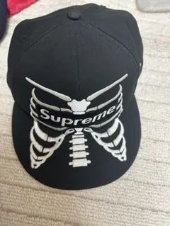 むっく様専用 Supreme ブラック トラッカーキャップ | Mercari