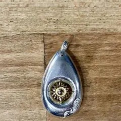 極美品 Arizona Freedom ゴールド大太陽神 雫型ペンダントトップ