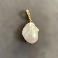 ホワイト真珠ペンダントヘッド