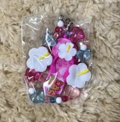 サンリオ　トコナツバケーションデザインシリーズ　ストラップ　チャーミーキティ