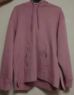 【UNDER ARMOUR】 ピンク フード付きパーカー