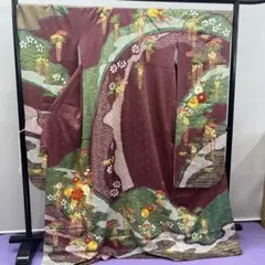D84 振袖　蝶々　金駒刺繍　枝垂れ桜　正絹　着物　袷　長襦袢付き　極美品 D84 振袖 蝶々 金駒刺繍 枝垂れ桜 正絹 着物 袷 長襦袢付き 極美品