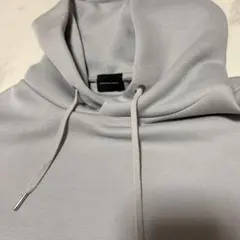 ライトグレー フード付きパーカー　グリーンレーベル