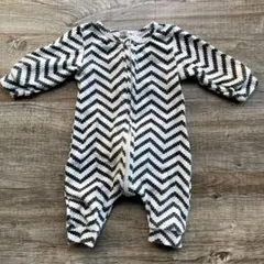 コットン100%ロンパース・カバーオール 白黒ジグザグ