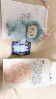 POPMART 正規品LABUBU ラブブ　Big into Energy