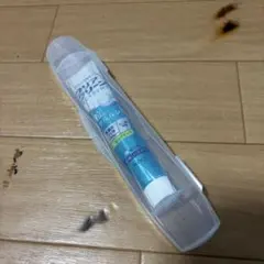 花王 クリアクリーン 携帯用 歯磨き粉　ケース付き