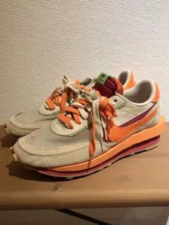 コラボ スニーカー