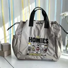 未使用　スヌーピー 75周年 ナイロン 刺繍巾着バッグ　グレーのサムネイル
