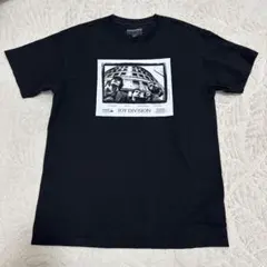 PLEASURES × JOY DIVISION コラボ　バンドTシャツ Lのサムネイル