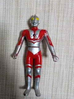 1994ウルトラマン フィギュア 17cm