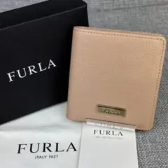 美品箱付 フルラ★2つ折りミニウォレット 財布 レザー 本革 薄ピンク 小銭入有