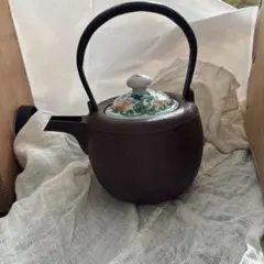 Item thumbnail for item 8bd01d91-3eb9-4962-a935-709bd16bec63