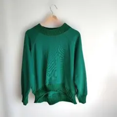オーバーサイズ グリーンニットセーター