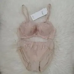 トリンプ　天使のブラ　スリムライン　C65 M　634　001 定価10120円