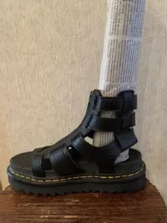 Dr.Martens OLSONサンダル