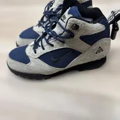 ナイキ ACG トーレ ミッド "ライトオレウッドブラウン アンド ネイビー"