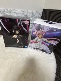 魔法少女まどか☆マギカ　フィギュア　2体セット