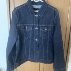 ユニクロ　ダークブルー デニムジャケット
