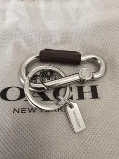 新品未使用 COACH　コーチ　カラビナ　キーリング　ブラウン　巾着付き
