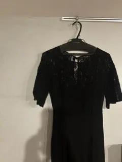 ブラックレース半袖ドレス