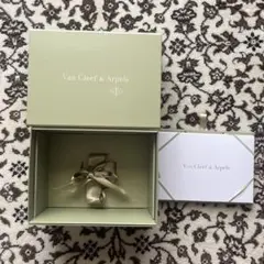 ヴァンクリーフ アーペル 空箱 BOX - メルカリ