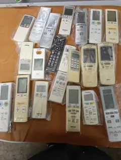 123個以上 まとめ売り エアコンリモコン 動作未確認 ジャンク - メルカリ