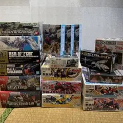 ガンプラ MG 1/100 完成品 9体セット まとめ売り - メルカリ