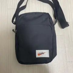 nike ショルダーバッグ