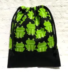 ハンドメイド、カエル柄の給食袋、巾着袋、コップ入れ、黒