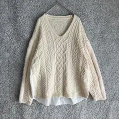 ジェナエスパスメルヴェイユ　異素材切り替えニット　シャギー　Vネック　アラン