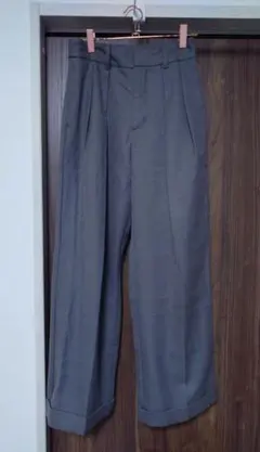 【GU】インタックワイドパンツ　GLAY　Sサイズ