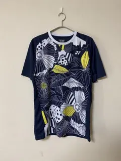 美品　ヨネックス　Tシャツ　Lサイズ