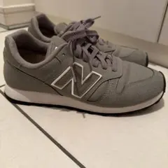 new balance 373 グレー　レディース23.5cm
