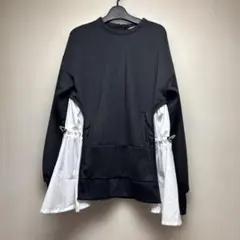 新品タグ付✨ UN3D. WAVE LINE TENT FLARE TOP 黒 - メルカリ