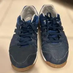 アシックス　シューズ