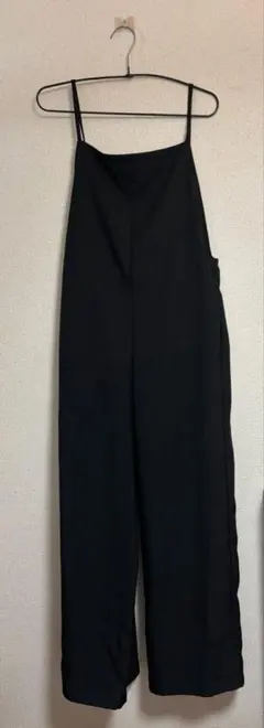 ブラック サロペット ワイドレッグ