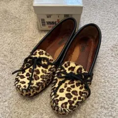 ミネトンカ　レオパードモカシン　6（23.0）