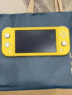 Nintendo Switch Lite イエロー