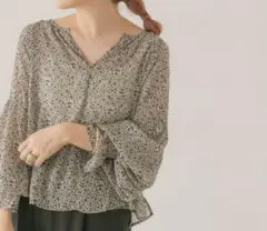シフォンプリントブラウスのサムネイル