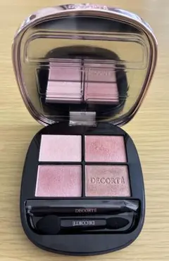 コスメデコルテ　スキンシャドウ デザイニング パレット10