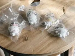 サンリオキャラクターズ めじるしアクセサリー ふわふわスノー サンリオ ガチャ