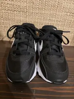 NIKE ナイキエアマックスエクシー 20cm キッズ ジュニア スニーカー 黒