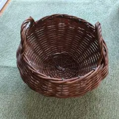ラタン風バスケットのサムネイル
