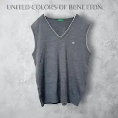 【UNITED COLORS OF BENETTON.】　Vネック　ニットベスト