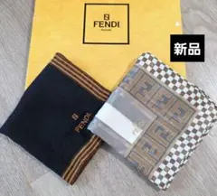 中古FENDI ヴィンテージ シルクコットン大型 ハンカチーフ、ズッカ 33