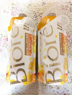 ビオレu ザ ボディ ぬれた肌に使う ボディ乳液 金木犀の香り 300ml 2本